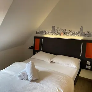 Easyhotel Limmatplatz Otel