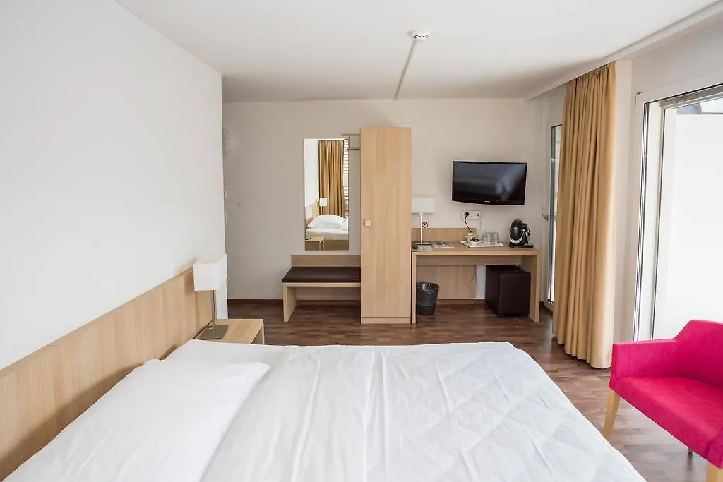 Hotel Oerlikon Inn Zürich 3*,