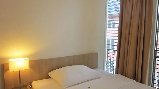 Hotel Oerlikon Inn Zürich 3*,